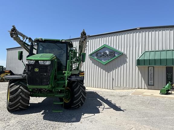 Image of John Deere 800R equipment image 1