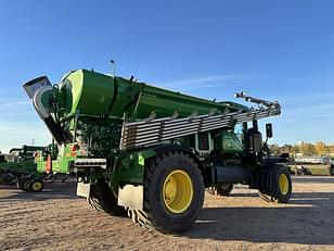 Main image John Deere 800R 3