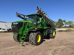 2023 John Deere 800R Image