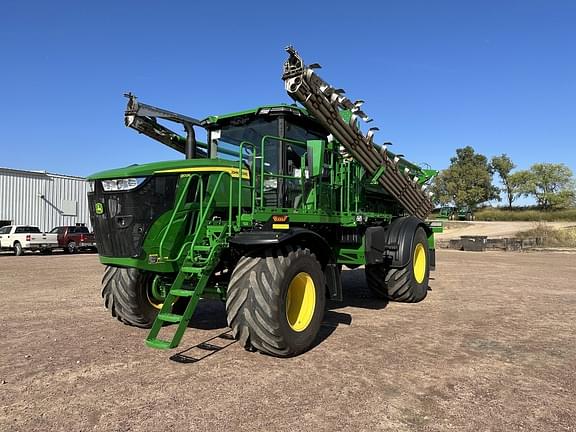 Image of John Deere 800R equipment image 3