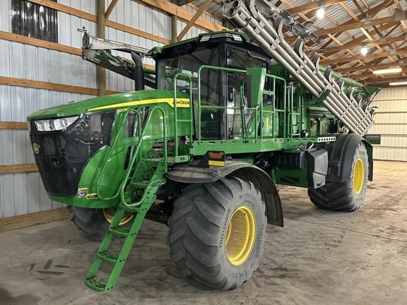 Image of John Deere 800R Primary image