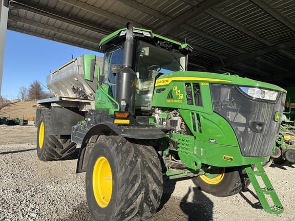 Image of John Deere 800R Primary image