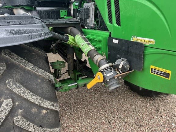 Image of John Deere 800R equipment image 4