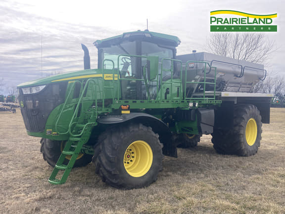 Image of John Deere 800R equipment image 1