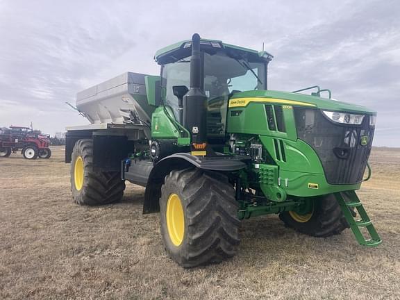 Image of John Deere 800R equipment image 2