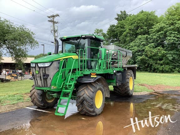 Image of John Deere 800R equipment image 1