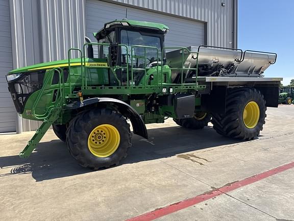 Image of John Deere 800R equipment image 1
