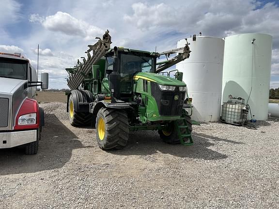 Image of John Deere 800R equipment image 1