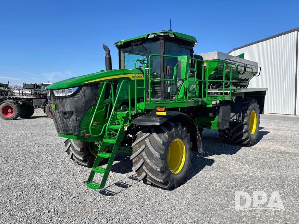 Image of John Deere 800R Primary image