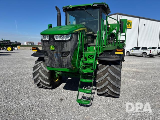 Image of John Deere 800R equipment image 2