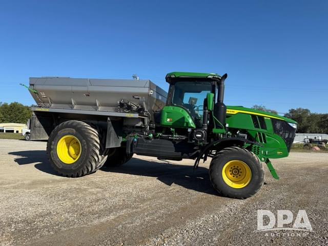Image of John Deere 800R equipment image 3