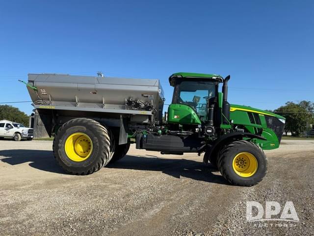 Image of John Deere 800R equipment image 4
