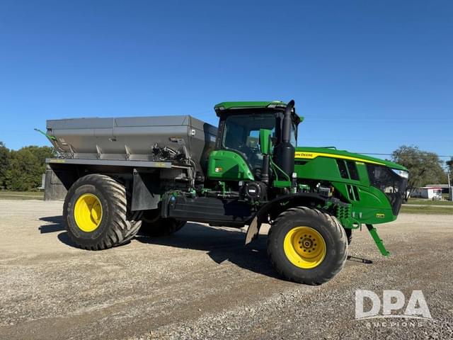 Image of John Deere 800R equipment image 2