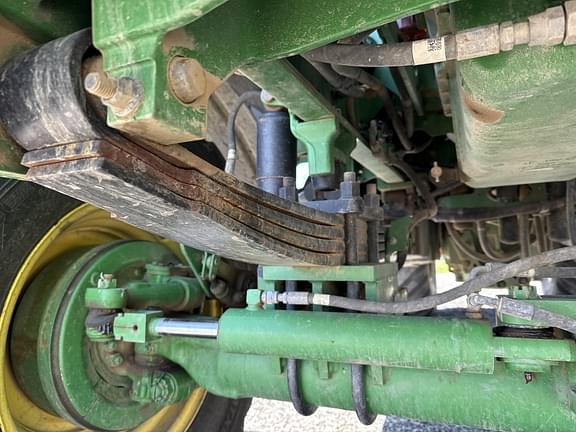 Image of John Deere 800R equipment image 2