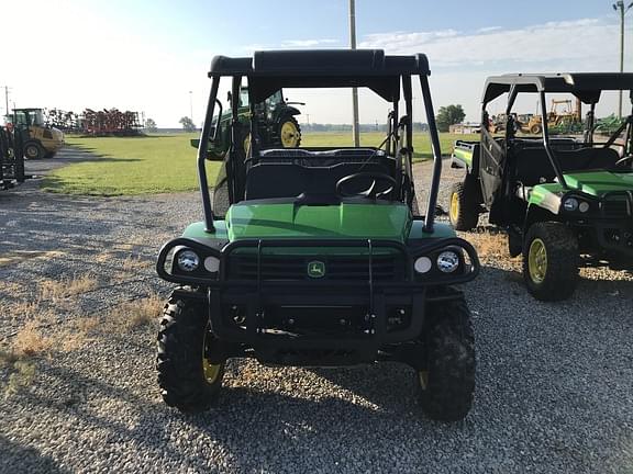 Image of John Deere XUV 825M equipment image 2