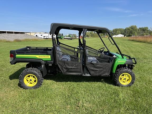 Image of John Deere XUV 825M S4 equipment image 1