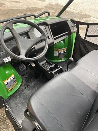 Image of John Deere XUV 825M S4 equipment image 4
