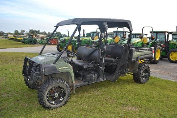 2023 John Deere XUV 825M S4 Equipment Image0