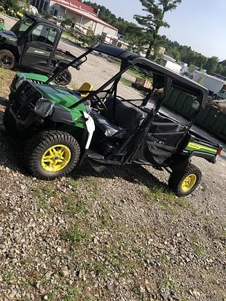 Image of John Deere XUV 825M S4 equipment image 1