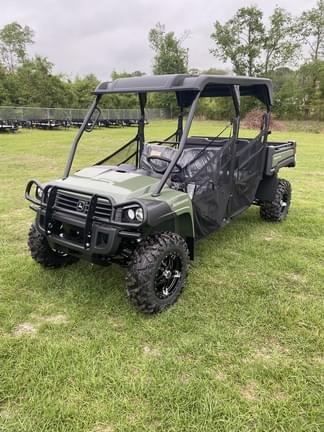 Image of John Deere XUV 825M S4 equipment image 1