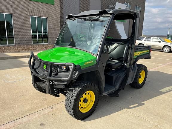 Image of John Deere XUV 835M Primary image