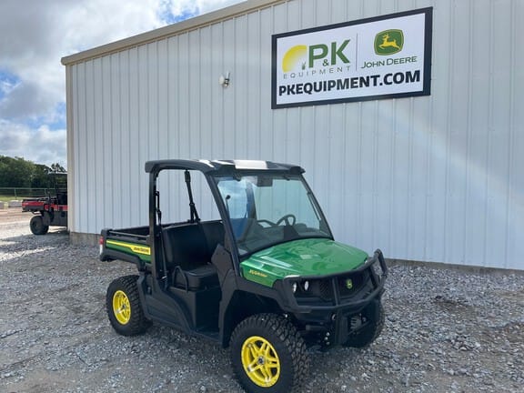 2023 John Deere XUV 835M Equipment Image0