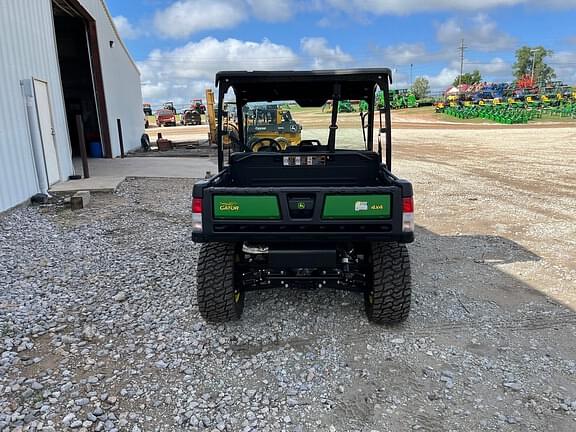 Image of John Deere XUV 835M equipment image 3