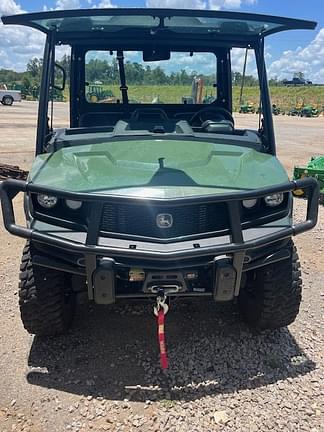 Image of John Deere XUV 835M equipment image 2
