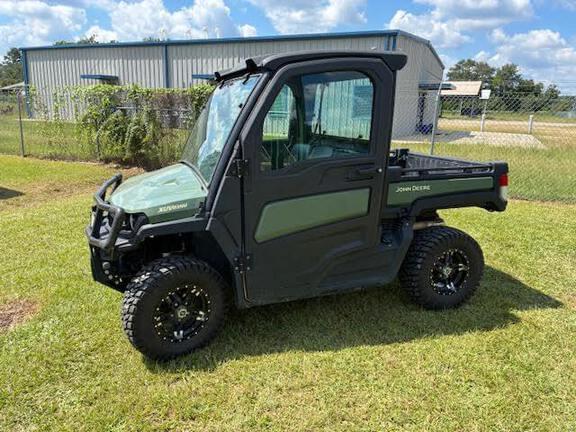 Image of John Deere XUV 835M equipment image 2