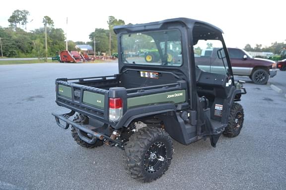 Image of John Deere XUV 835M equipment image 3