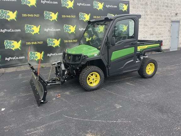 Main image John Deere XUV 835M