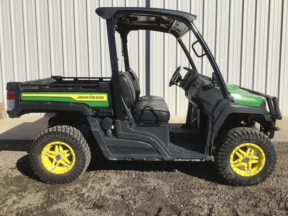 Image of John Deere XUV 835M equipment image 3