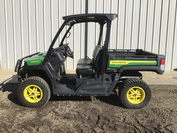 Main image John Deere XUV 835M