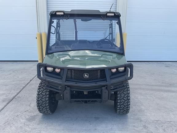 Image of John Deere XUV 835M equipment image 1