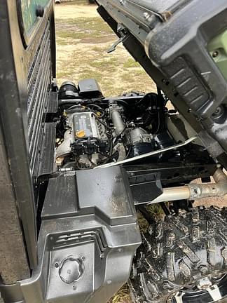 Image of John Deere XUV 835M equipment image 4