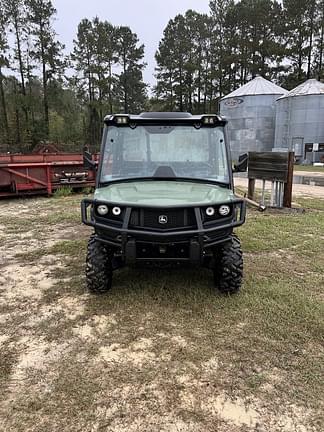 Image of John Deere XUV 835M equipment image 1