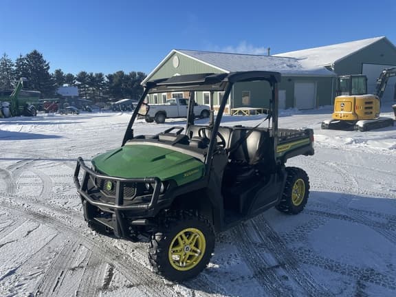 Image of John Deere XUV 835M equipment image 1