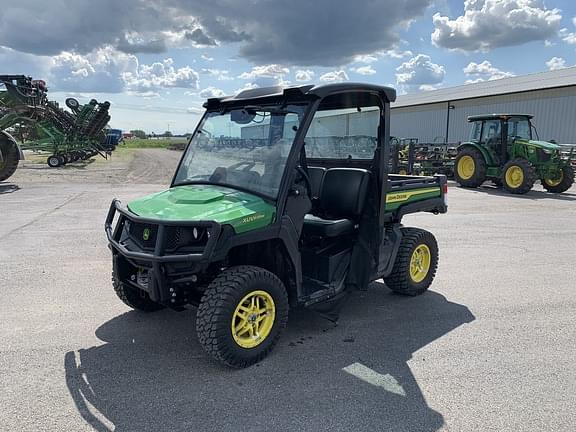 Image of John Deere XUV 835M Primary image