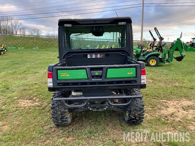 Image of John Deere XUV 835M equipment image 3
