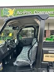 Main image John Deere XUV 835M Honor Edition 3