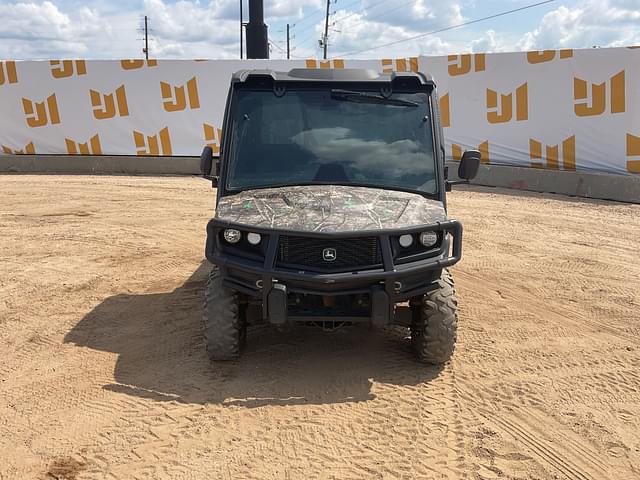 Image of John Deere XUV 835M equipment image 1