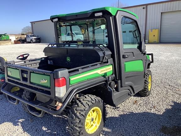 Image of John Deere XUV 835R equipment image 2