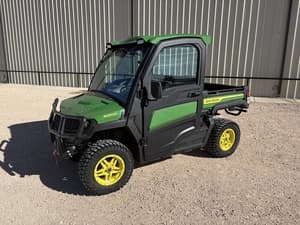 2023 John Deere XUV 835R Image