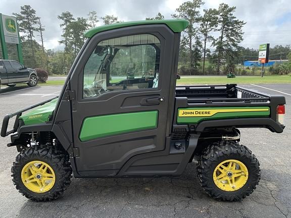 Image of John Deere XUV 835R equipment image 4