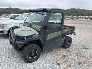 2023 John Deere XUV 835R Image