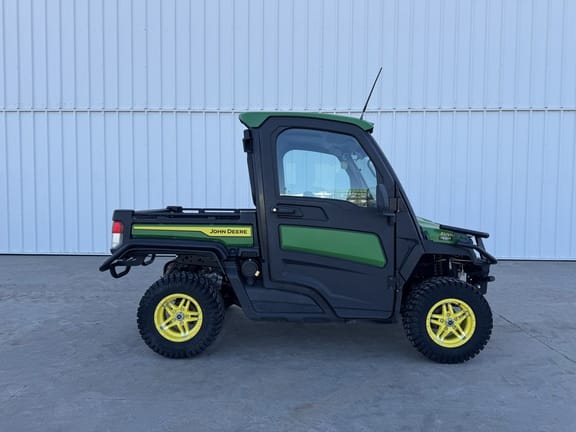 Main image John Deere XUV 835R