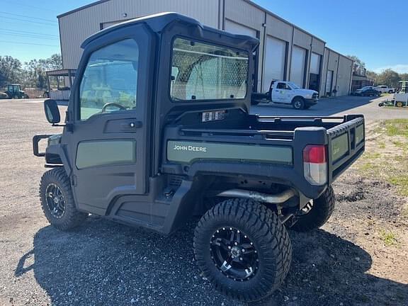 Image of John Deere XUV 835R equipment image 4