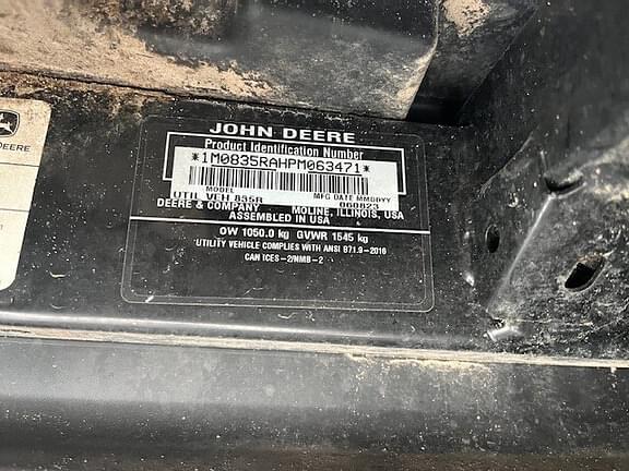 Image of John Deere XUV 835R equipment image 1