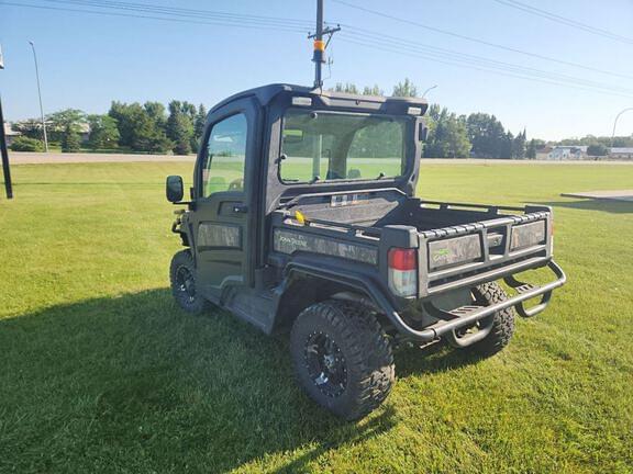 Image of John Deere XUV 835R equipment image 4