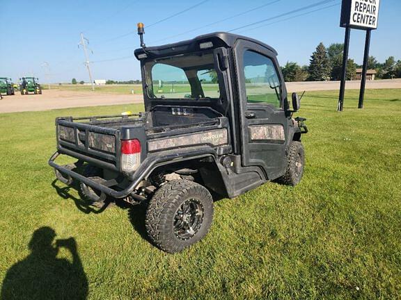 Image of John Deere XUV 835R equipment image 2